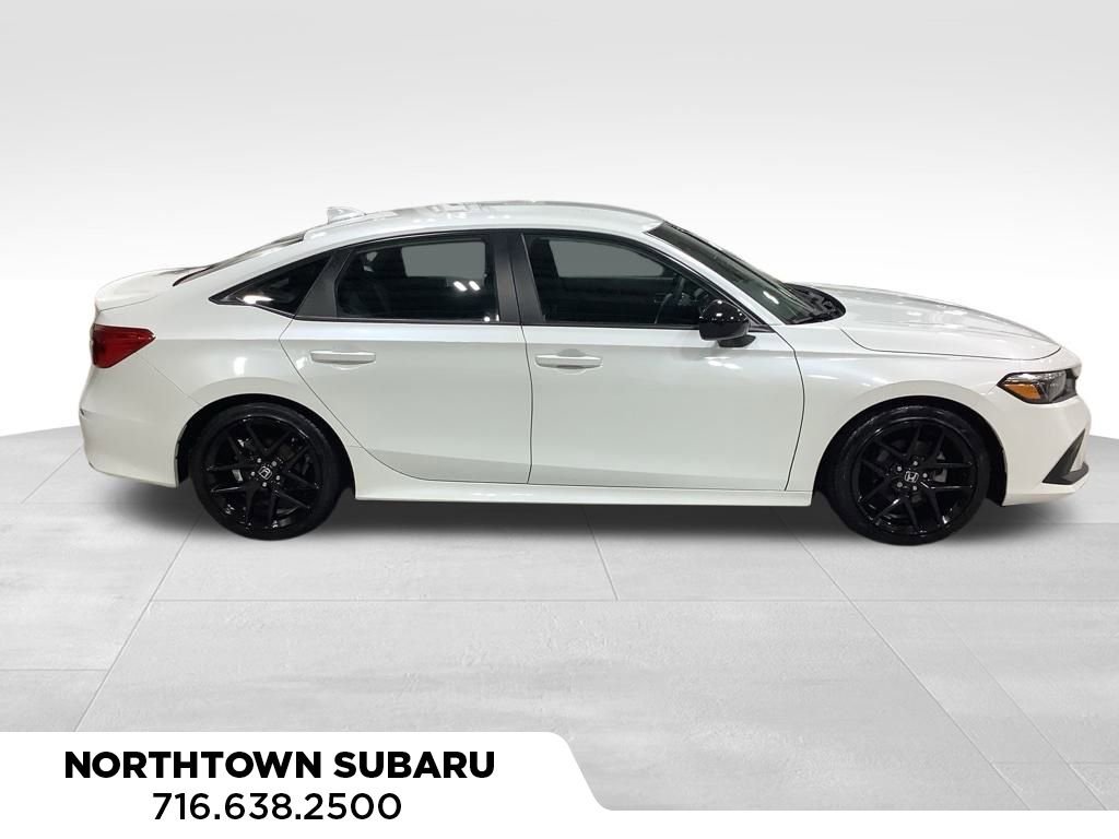 Used 2023 Honda Civic Sport image 10