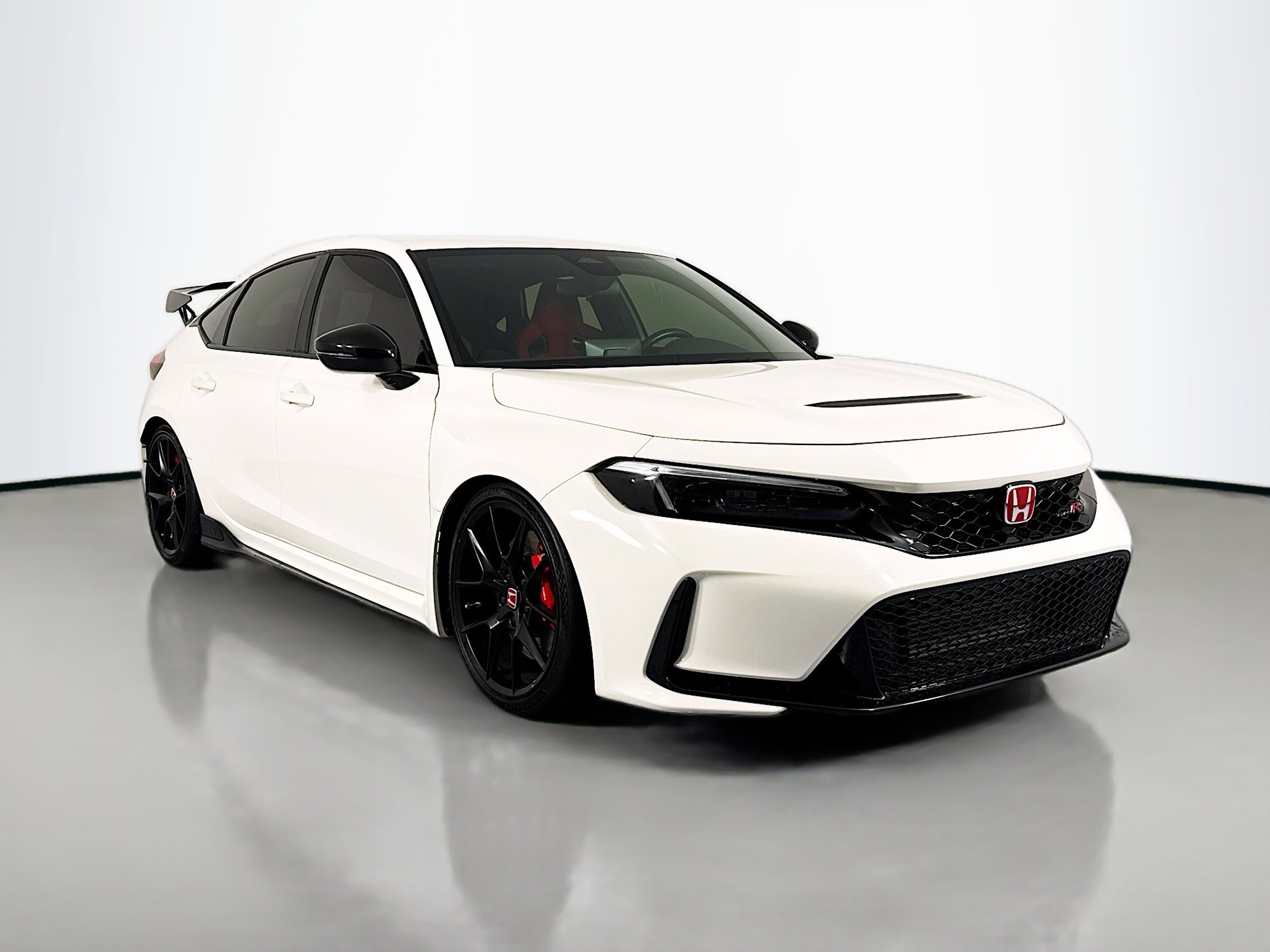 Used 2023 Honda Civic Type R image 3