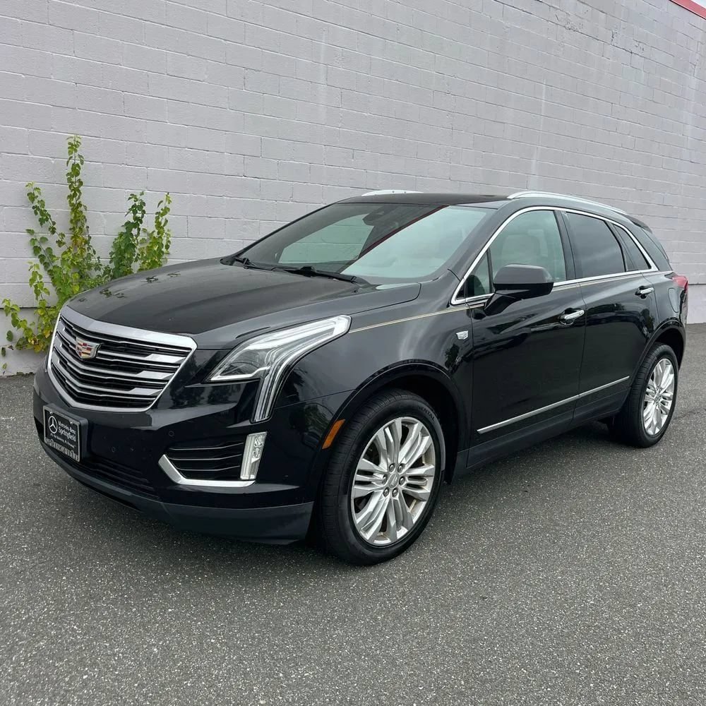 Used 2017 Cadillac XT5 Premium Luxury AWD/4WD image 1