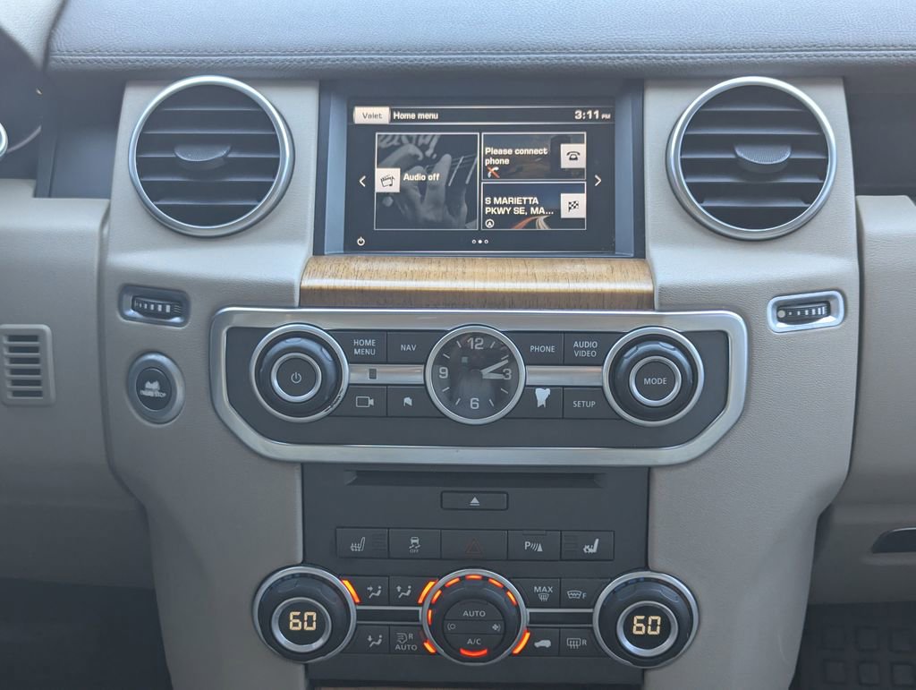 Used 2016 Land Rover LR4 HSE Silver Edition image 19