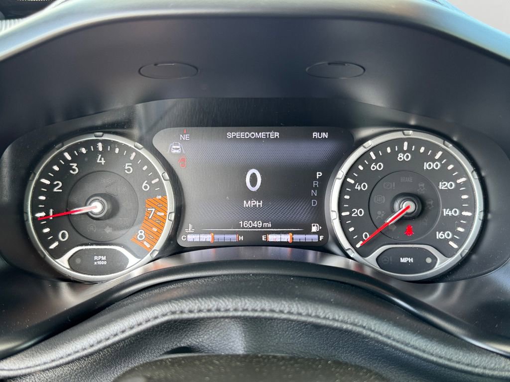 Used 2022 Jeep Renegade Trailhawk w/ Trailer Tow Group image 29