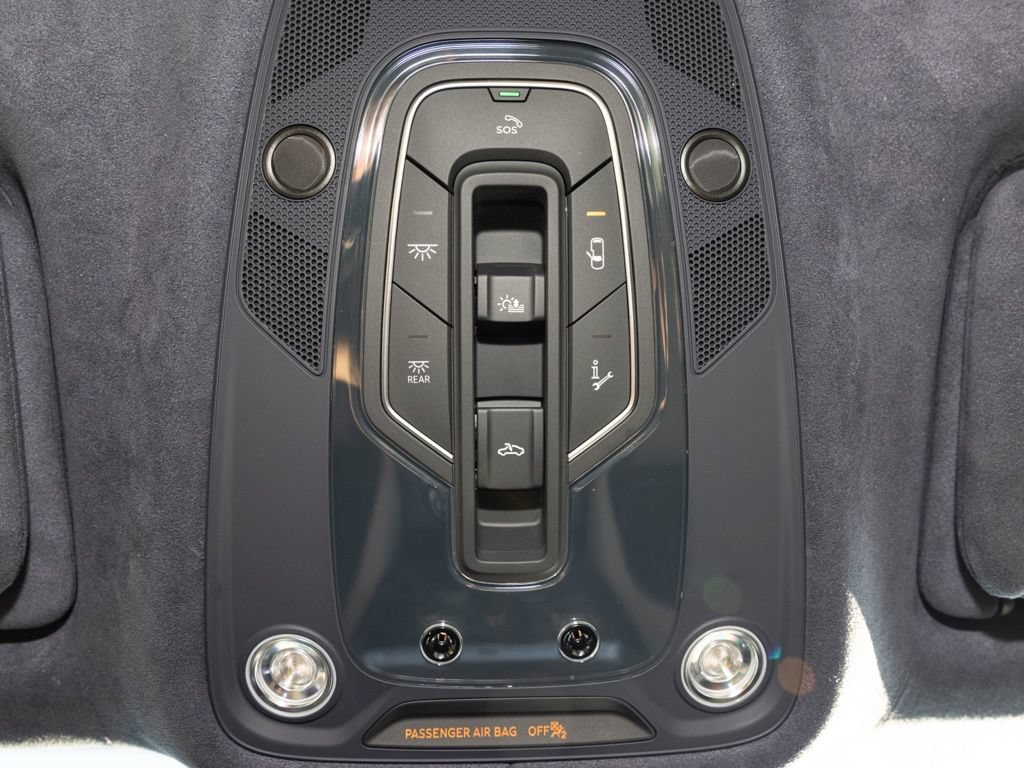 Used 2023 Bentley Bentayga AWD/4WD image 49