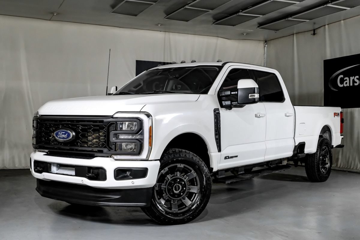 Used 2023 Ford F350 Lariat w/ Lariat Ultimate Package AWD/4WD image 4