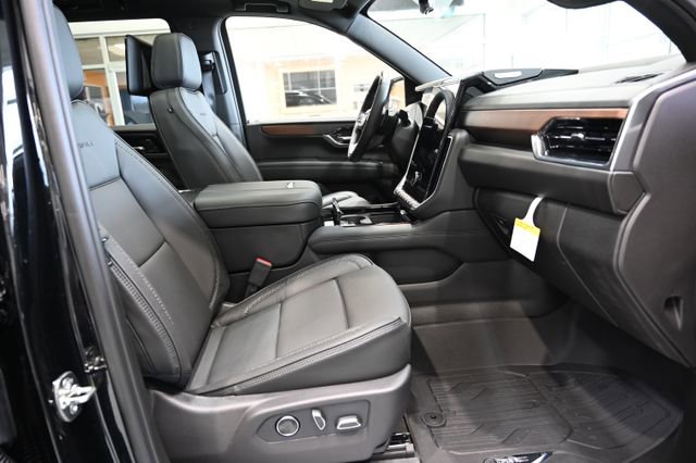 New 2026 GMC Yukon Denali w/ Denali Reserve Package image 12