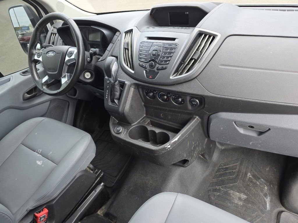 Used 2019 Ford Transit 250 148 Medium Roof RWD image 21