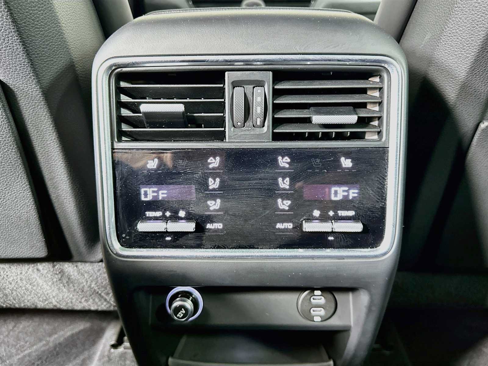 Certified 2023 Porsche Cayenne AWD/4WD image 26