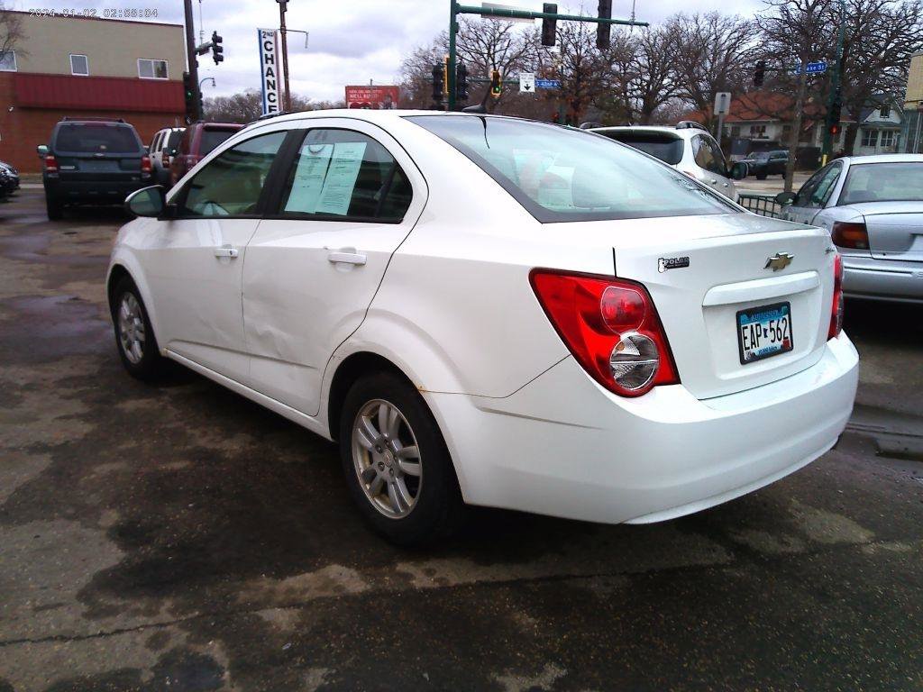 Used 2012 Chevrolet Sonic LS FWD image 4