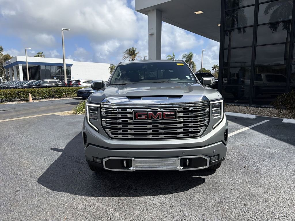 Used 2025 GMC Sierra 1500 Denali w/ Denali Reserve Package image 3