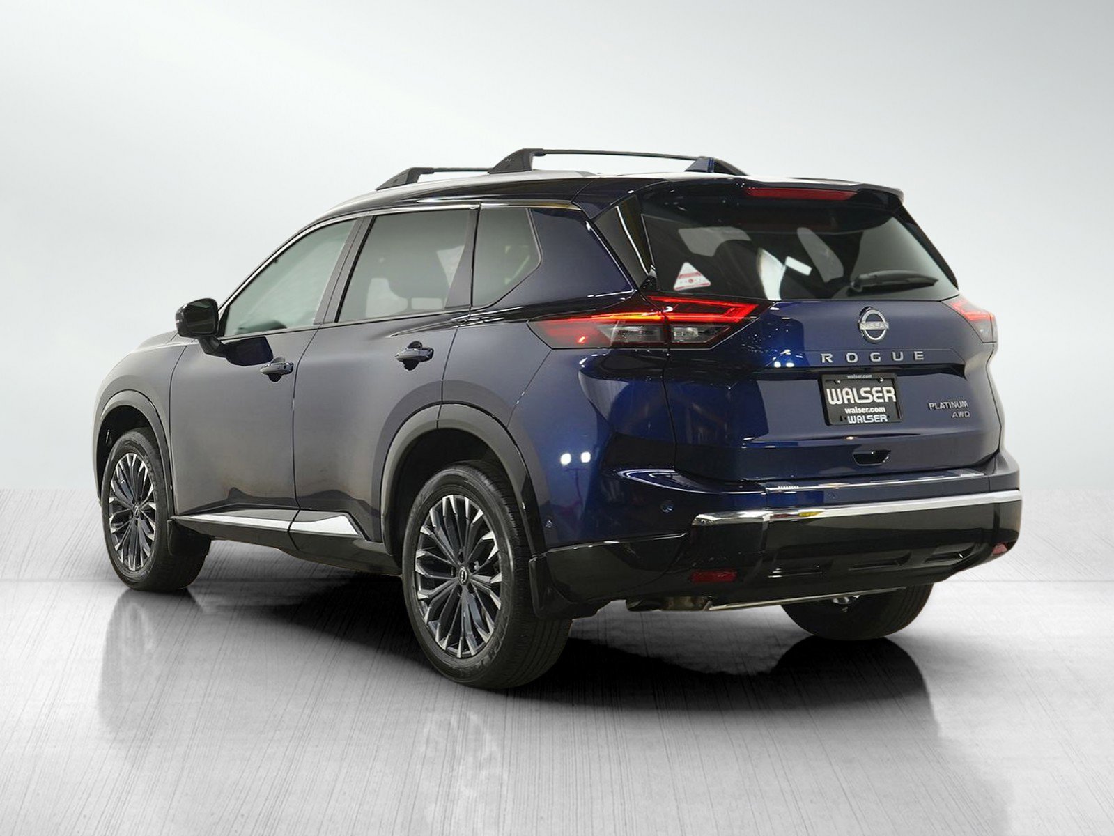 Used 2025 Nissan Rogue Platinum w/ Platinum Premium Package AWD/4WD image 4