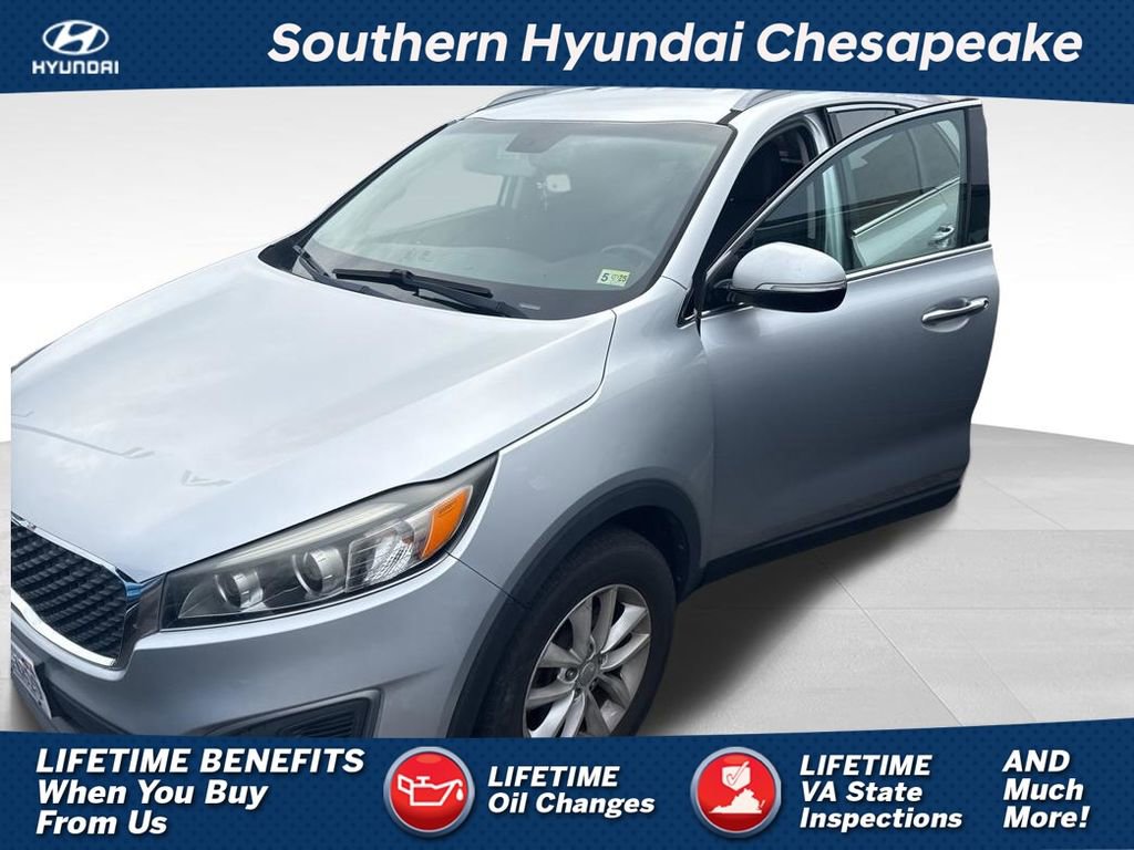 Used 2016 Kia Sorento LX w/ LX Convenience Package