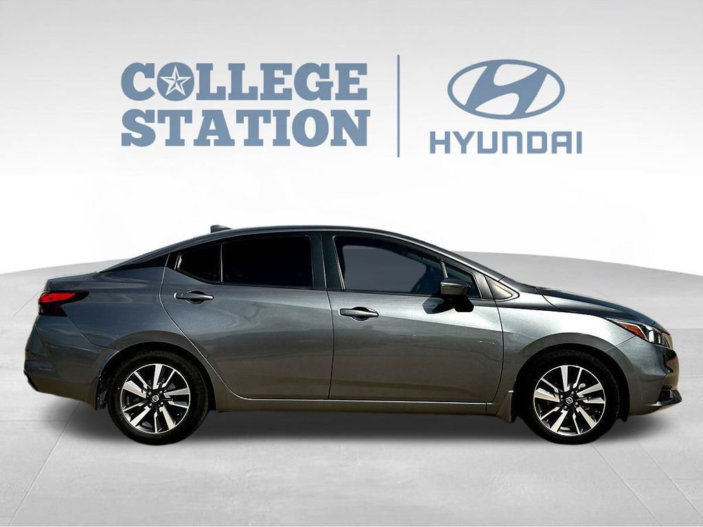 Used 2021 Nissan Versa SV image 11