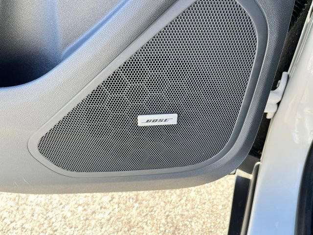 Used 2020 Chevrolet Bolt Premier w/ Infotainment Package image 20