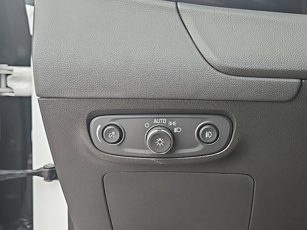 Certified 2023 Buick Encore GX Preferred w/ Cold Weather Comfort Package FWD image 30
