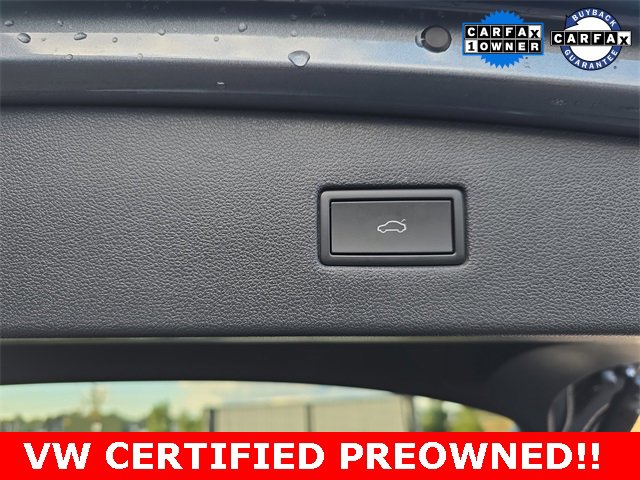 Used 2024 Volkswagen Tiguan SE R-Line image 20