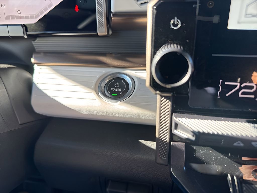 Used 2024 GMC Hummer EV 2X w/ Extreme Off-Road Package image 25