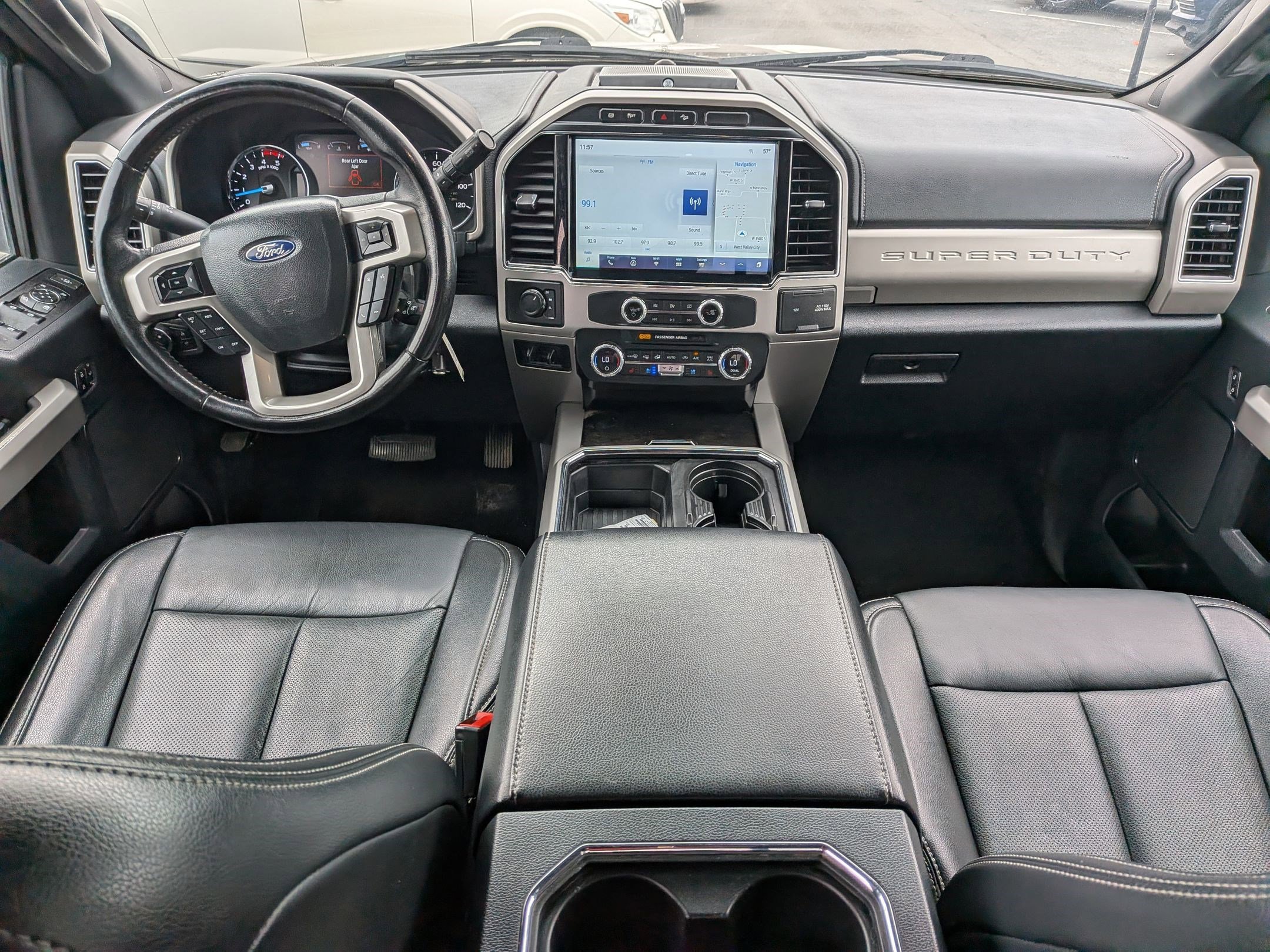 Used 2022 Ford F450 Lariat w/ Chrome Package image 26