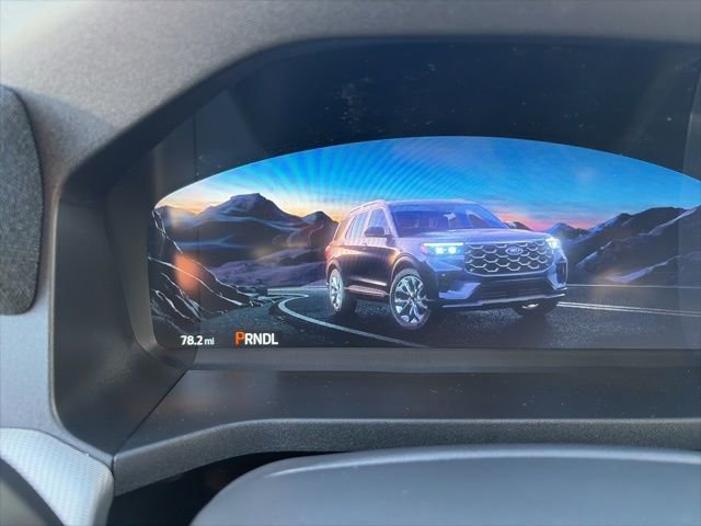 Used 2026 Ford Explorer Active w/ Active Comfort Package image 16