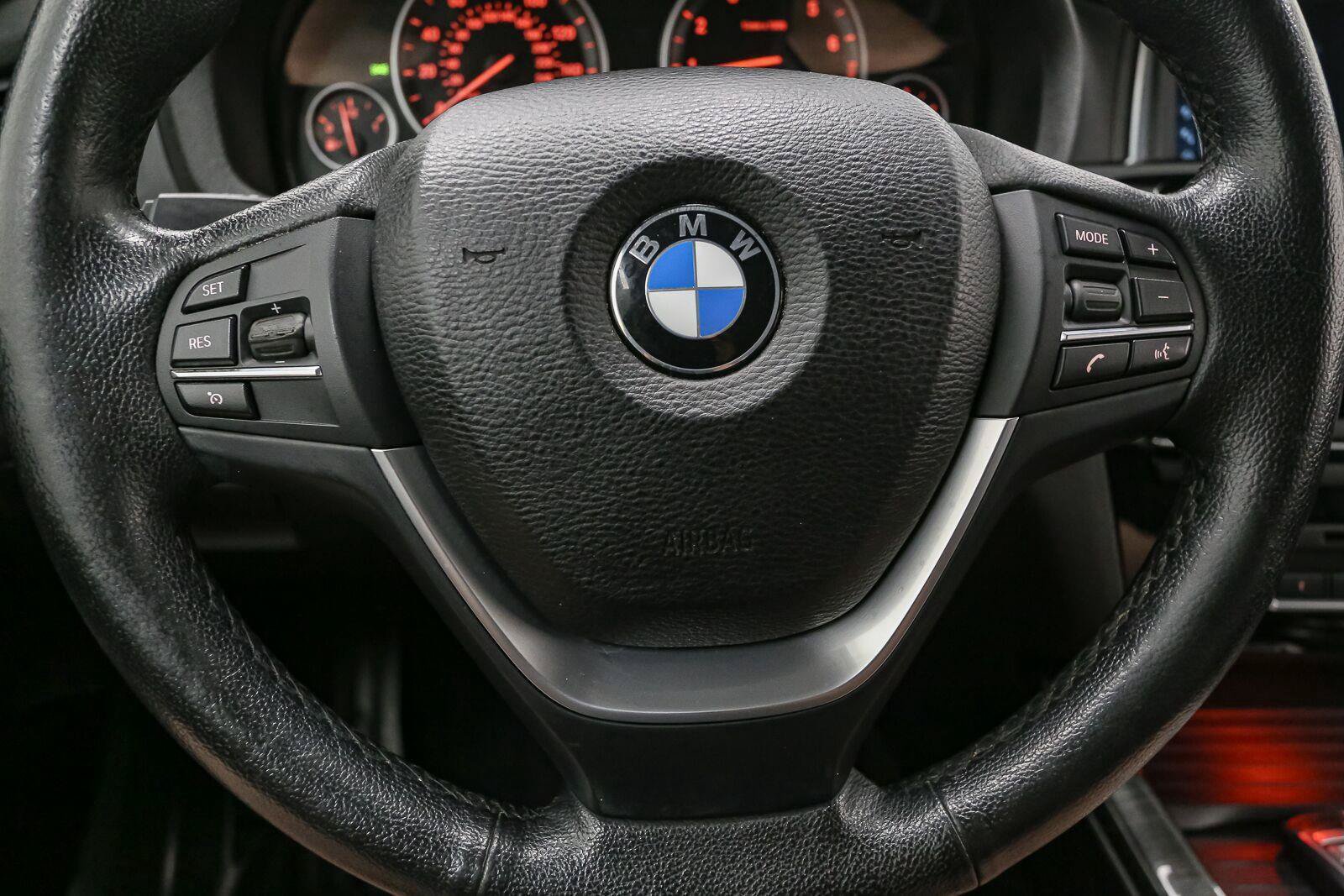 Used 2017 BMW X3 xDrive28i AWD/4WD image 34