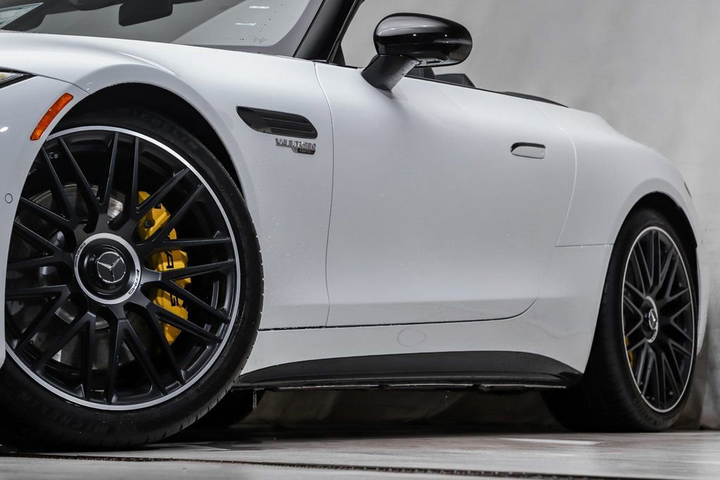 New 2026 Mercedes-Benz SL 55 AMG 4MATIC image 13