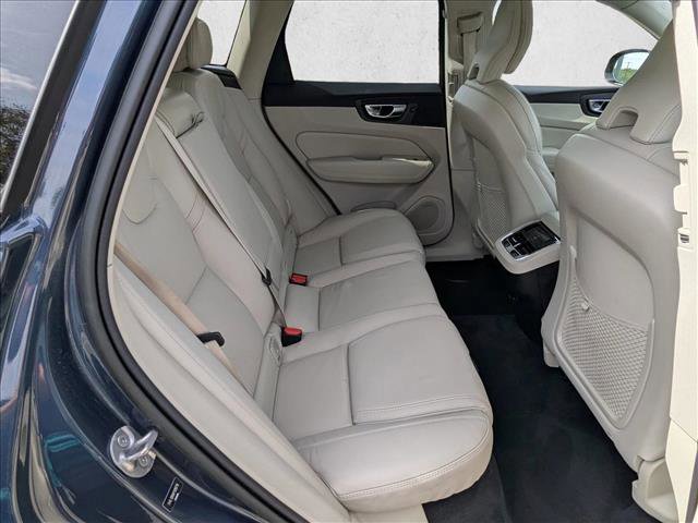 Used 2023 Volvo XC60 B5 Ultimate image 19