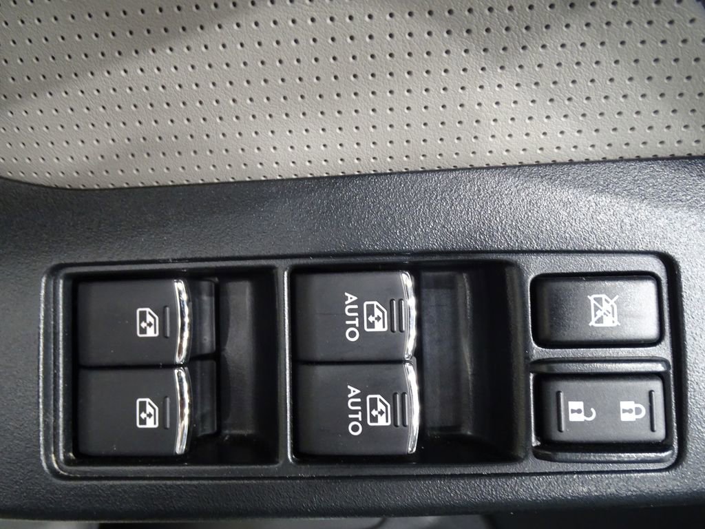 Used 2018 Subaru Forester 2.5i Limited image 19