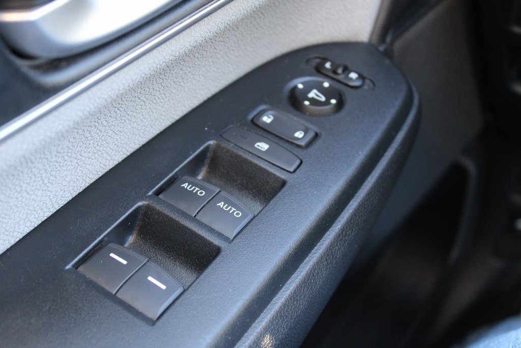 Used 2020 Honda CR-V EX image 32