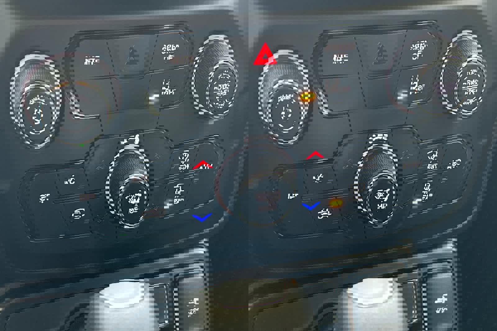 Used 2023 Jeep Renegade Trailhawk w/ Trailhawk Elite Group image 22