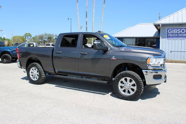Used 2024 RAM 2500 Tradesman w/ Chrome Appearance Group image 14