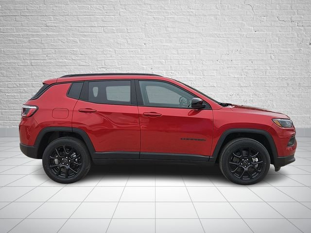 New 2026 Jeep Compass Latitude image 5
