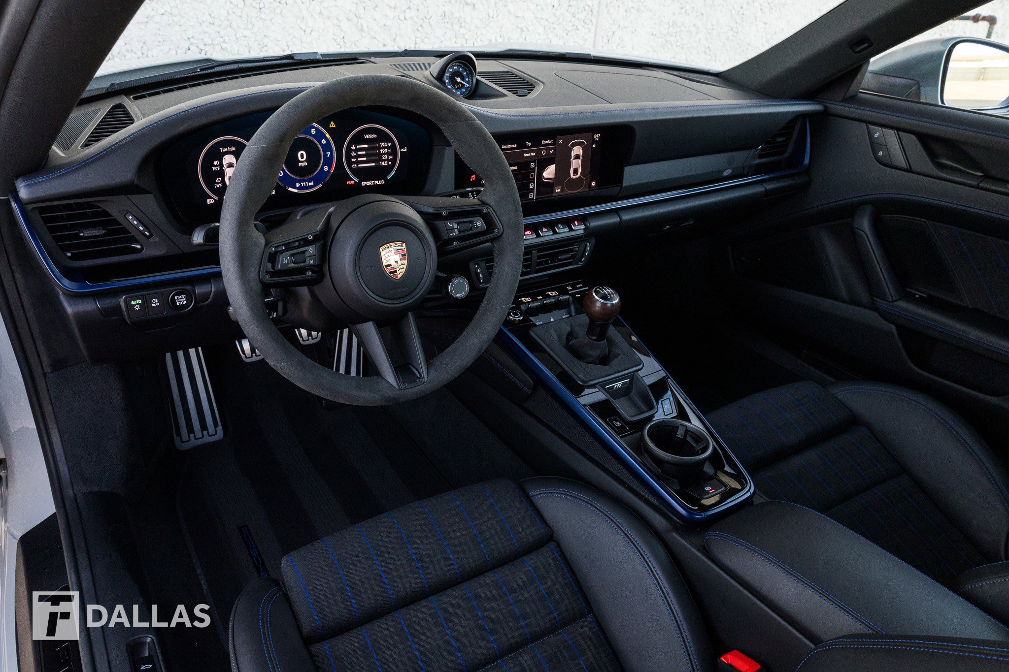 Used 2025 Porsche 911 Carrera T image 25