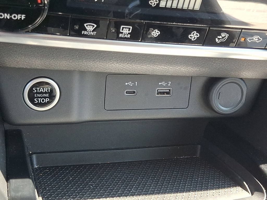 Certified 2023 Nissan Rogue SV AWD/4WD image 24