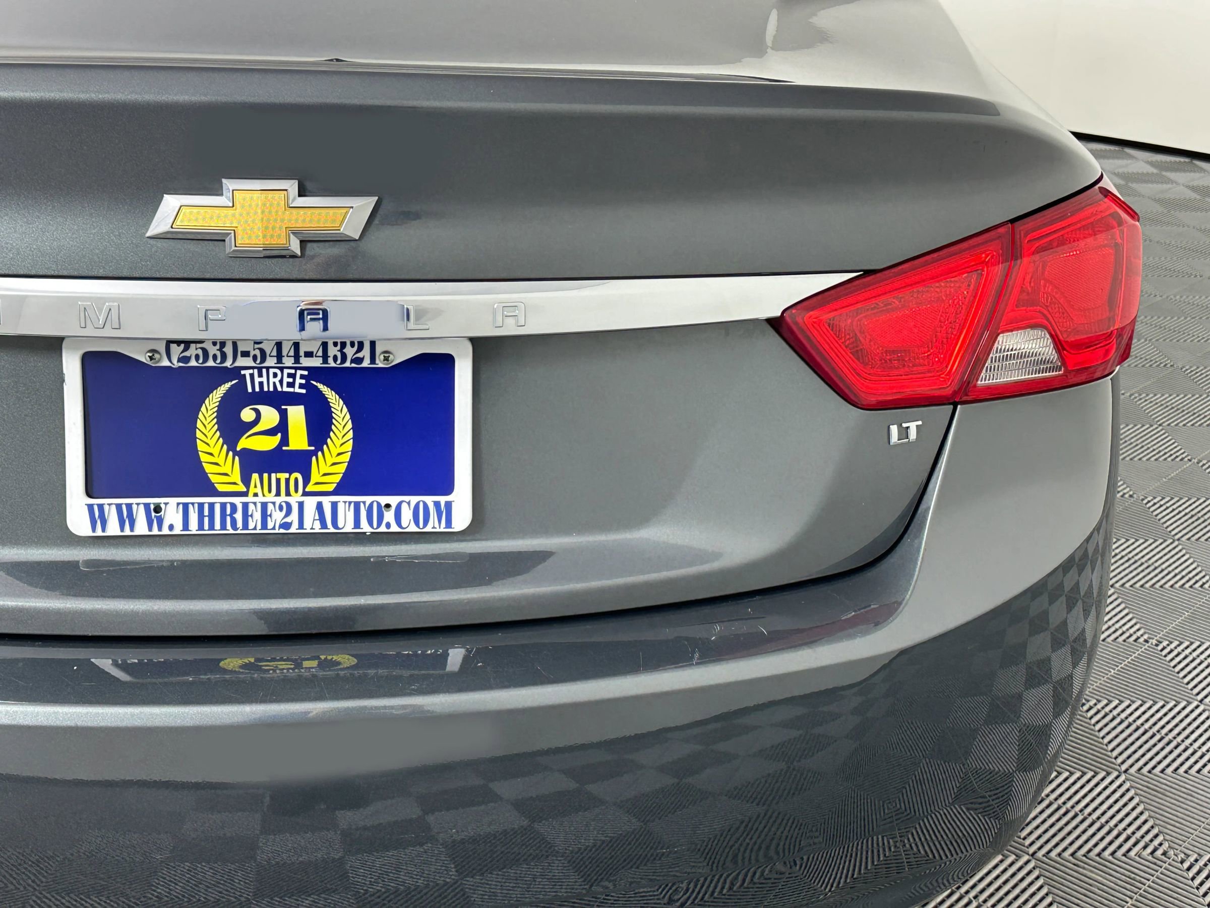 Used 2019 Chevrolet Impala LT w/ LT Convenience Package image 12