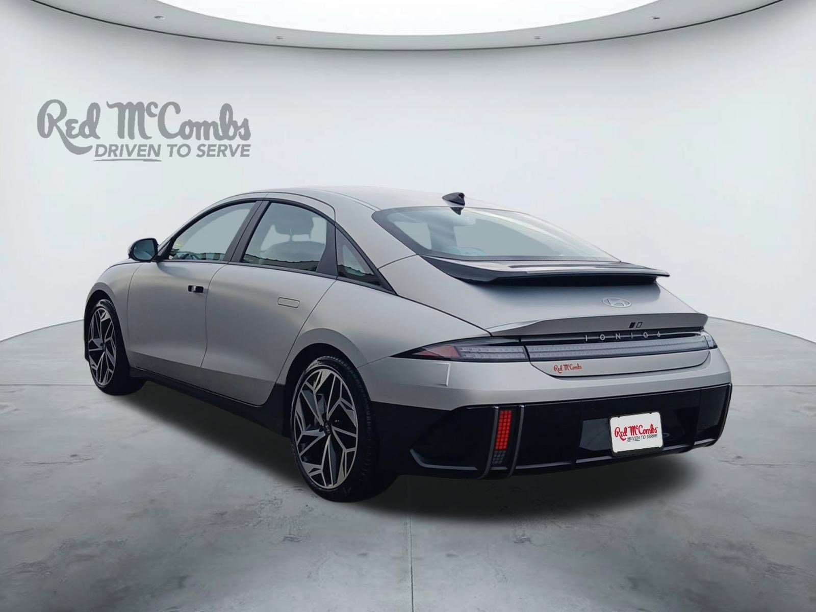 Used 2025 Hyundai Ioniq 6 SEL image 3