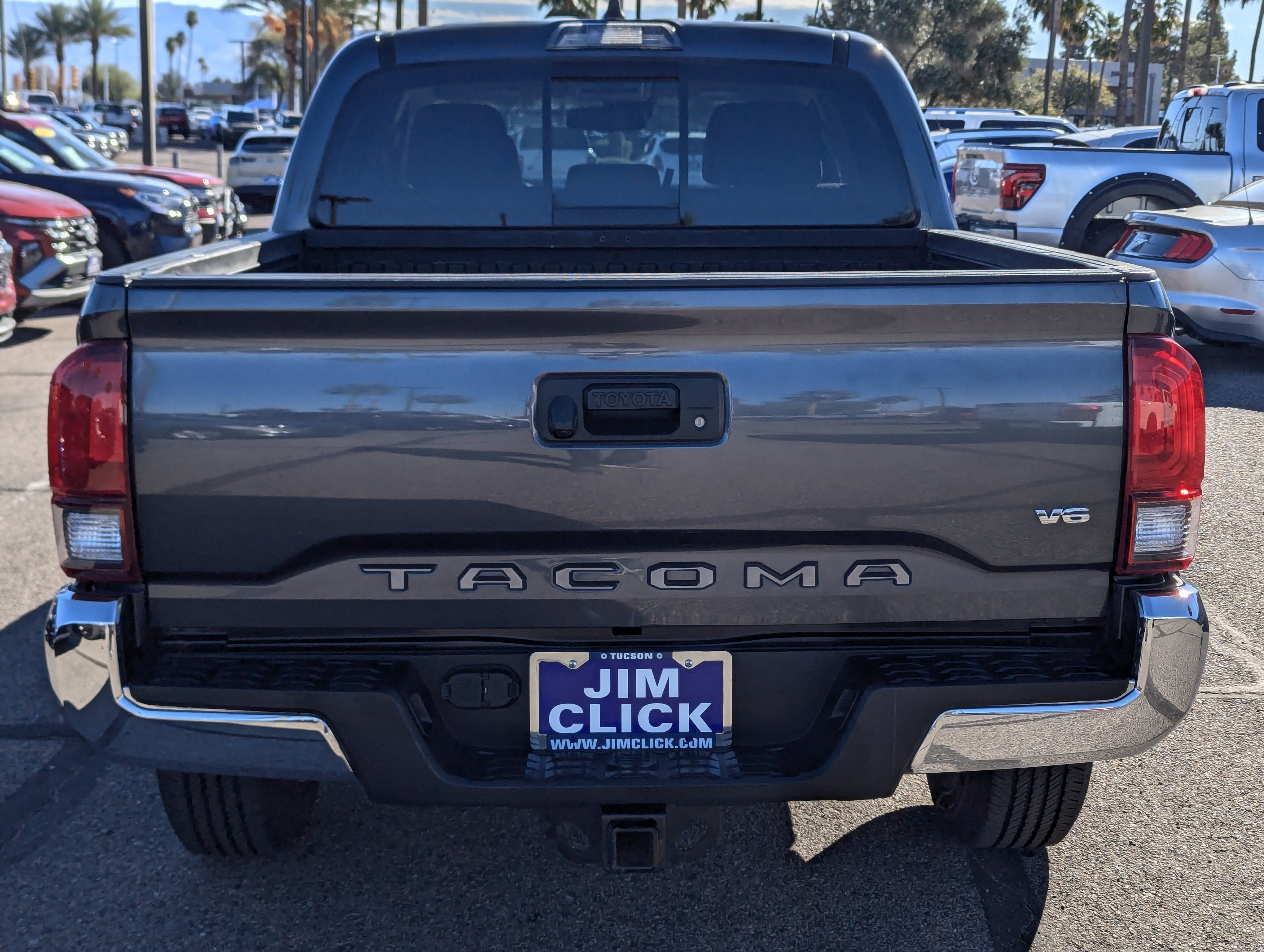 Used 2023 Toyota Tacoma SR5 image 3