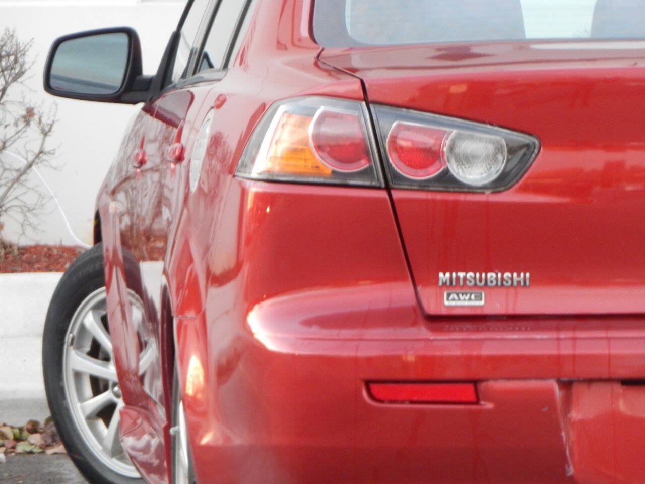 Used 2012 Mitsubishi Lancer SE image 1