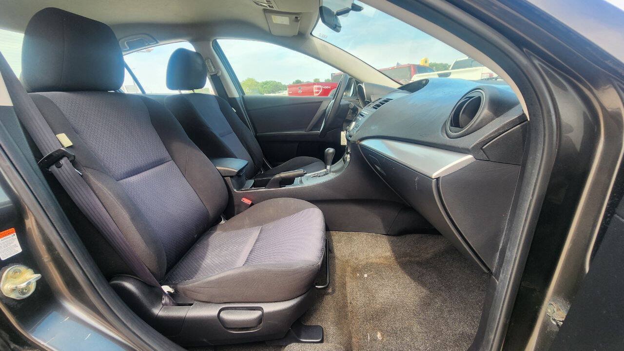 Used 2010 MAZDA MAZDA3 i Touring FWD image 15
