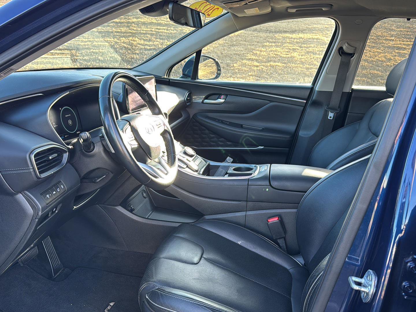 Used 2022 Hyundai Santa Fe SEL w/ Convenience + Premium Package image 8