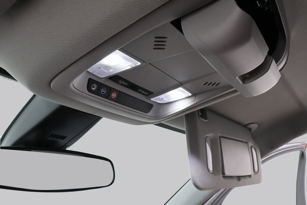 Used 2023 GMC Acadia SLE w/ Driver Convenience Package image 14