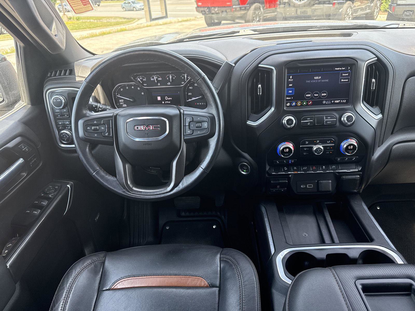 Used 2022 GMC Sierra 1500 AT4 w/ AT4 Preferred Package image 14