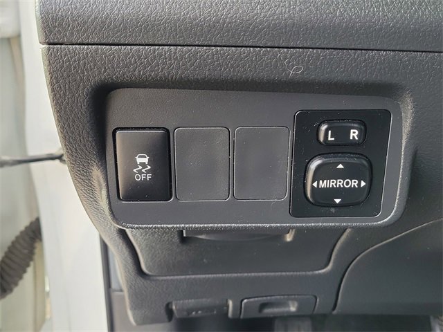 Used 2013 Toyota Corolla S image 19