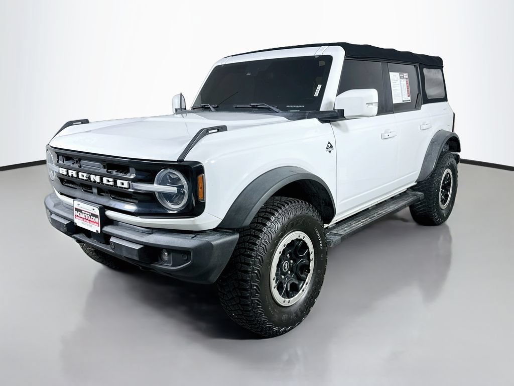 Used 2021 Ford Bronco Outer Banks w/ Sasquatch Package AWD/4WD image 3