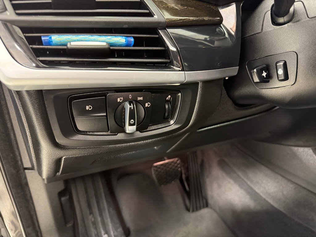 Used 2014 BMW X5 xDrive35d image 14