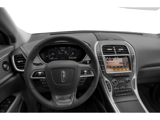 Used 2020 Lincoln Nautilus FWD image 7