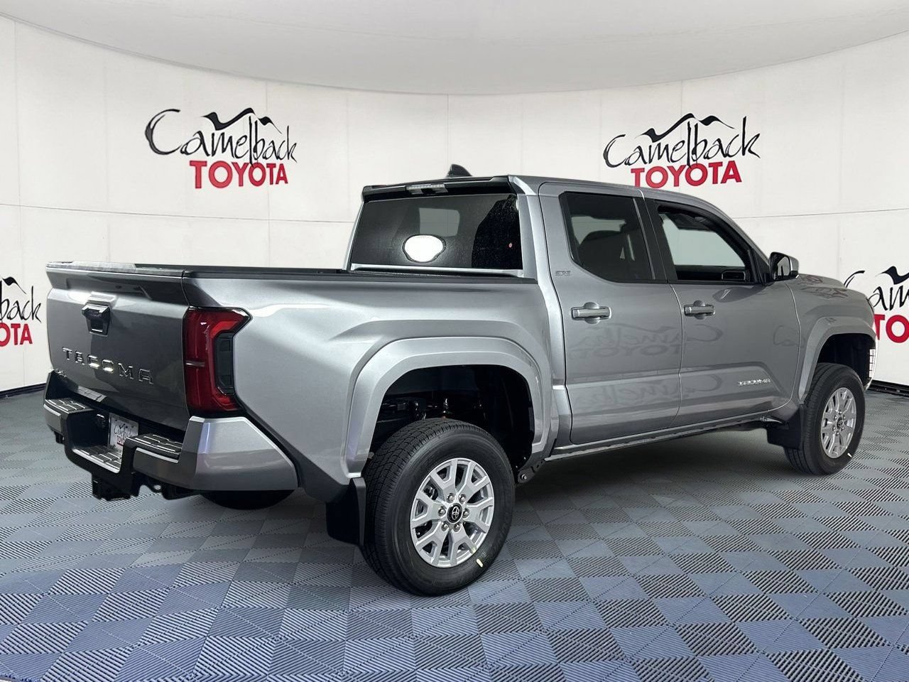 New 2026 Toyota Tacoma SR5 AWD/4WD image 8