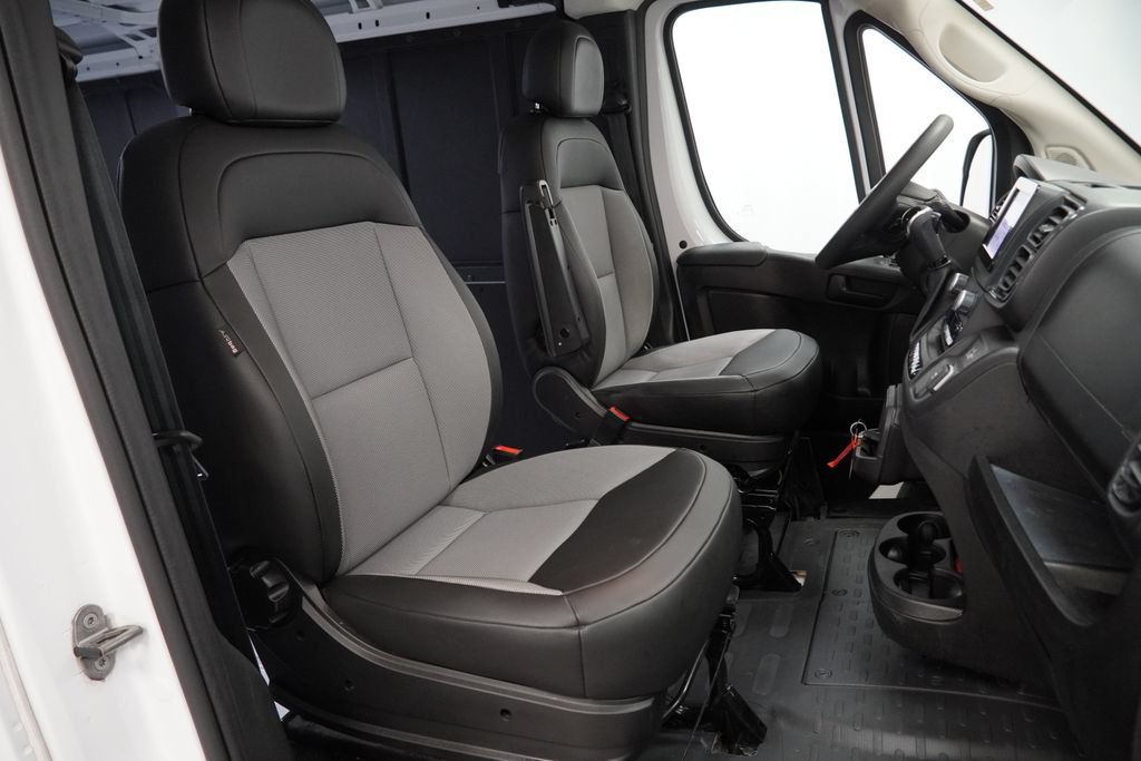 Used 2025 RAM ProMaster 2500 w/ Convenience Group FWD image 46