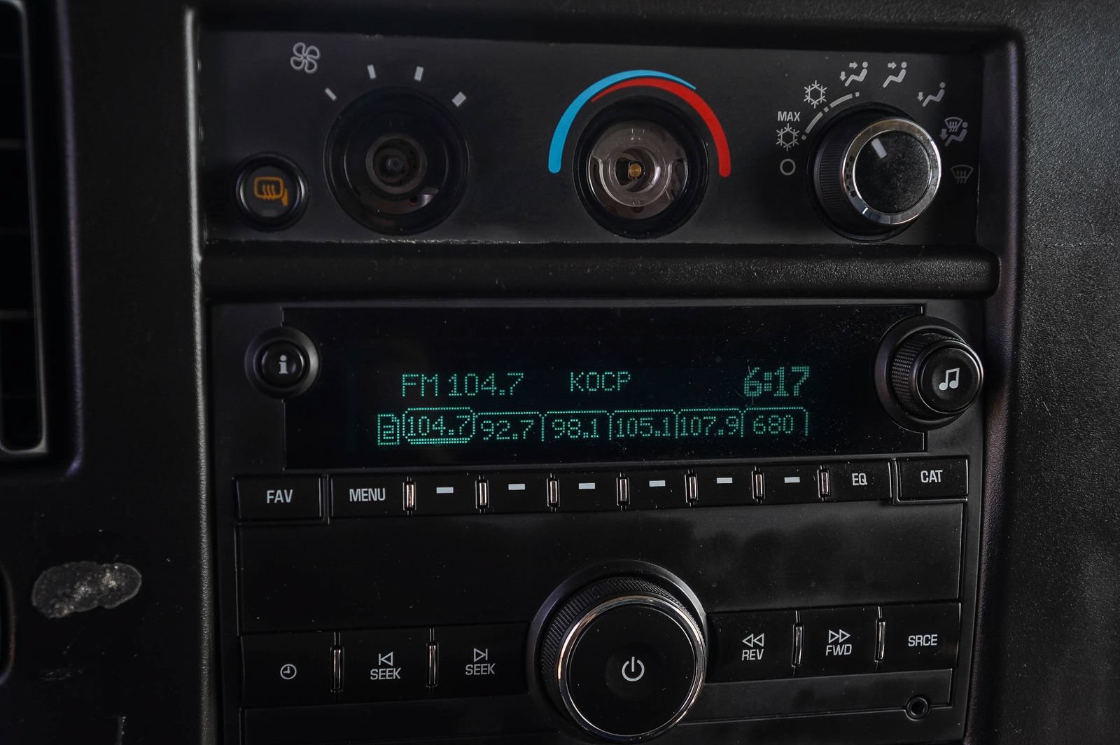 Used 2017 Chevrolet Express 3500 RWD image 14