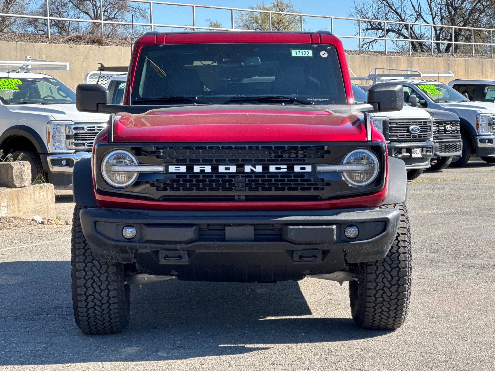 New 2026 Ford Bronco Outer Banks w/ Sasquatch Package image 8