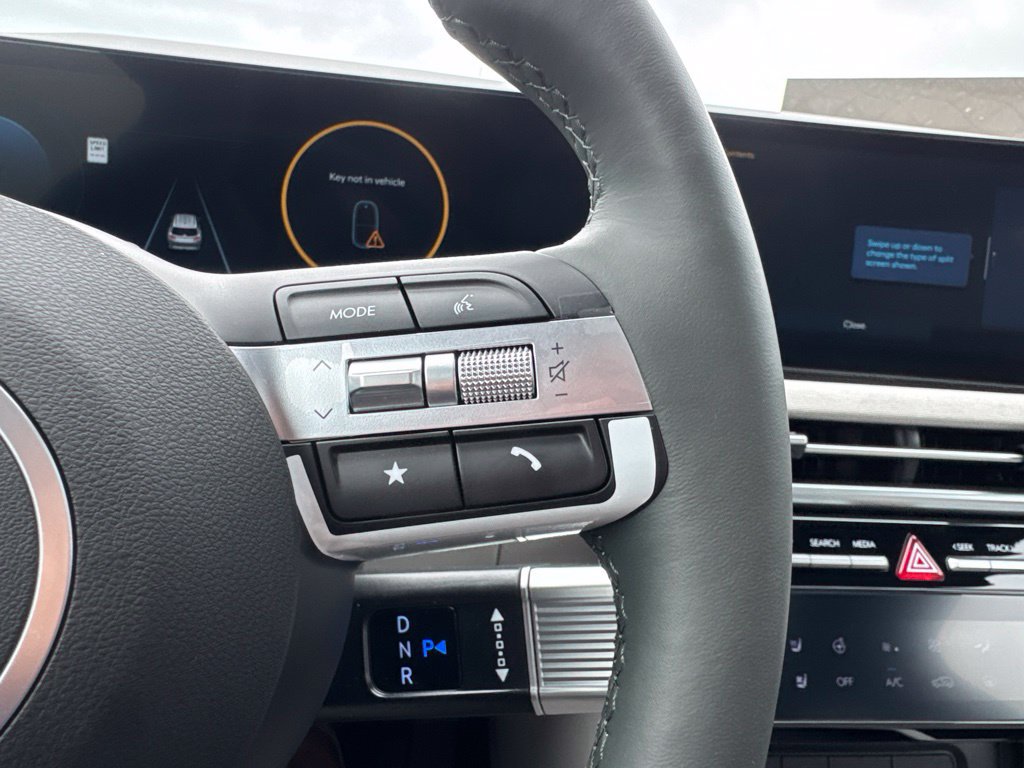 New 2026 Hyundai Tucson Limited AWD/4WD image 18
