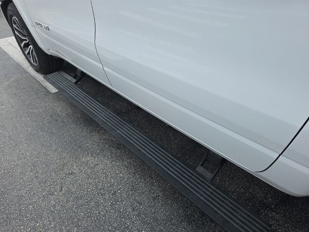 Used 2025 RAM 1500 Limited AWD/4WD image 10