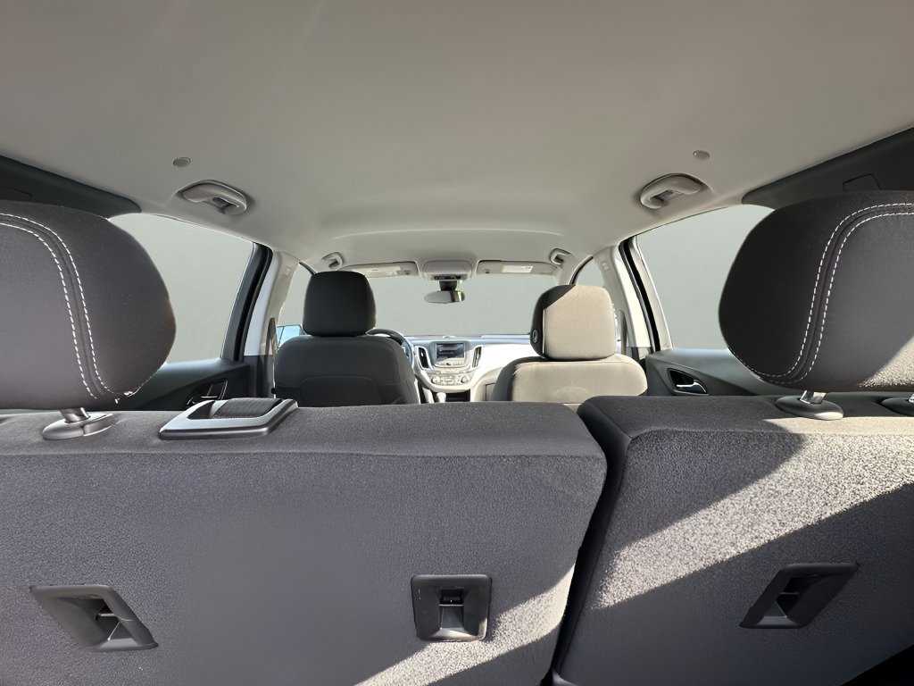 Used 2023 Chevrolet Equinox LS FWD image 25